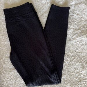 NEW SOHO Jeans New York & Co Black Leopard Print Jeggings Size S